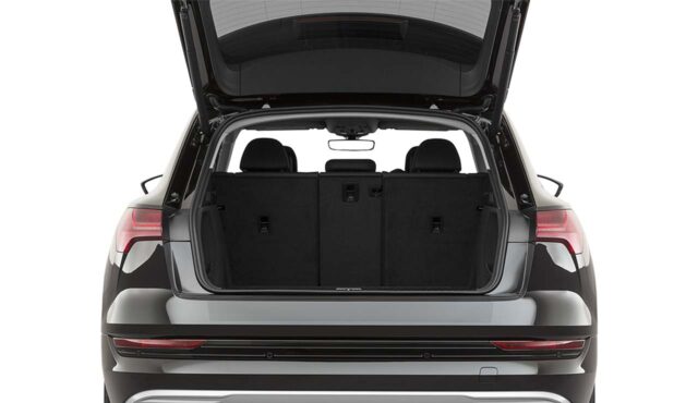 2024 Audi Q4 e-tron Premium Plus quattro